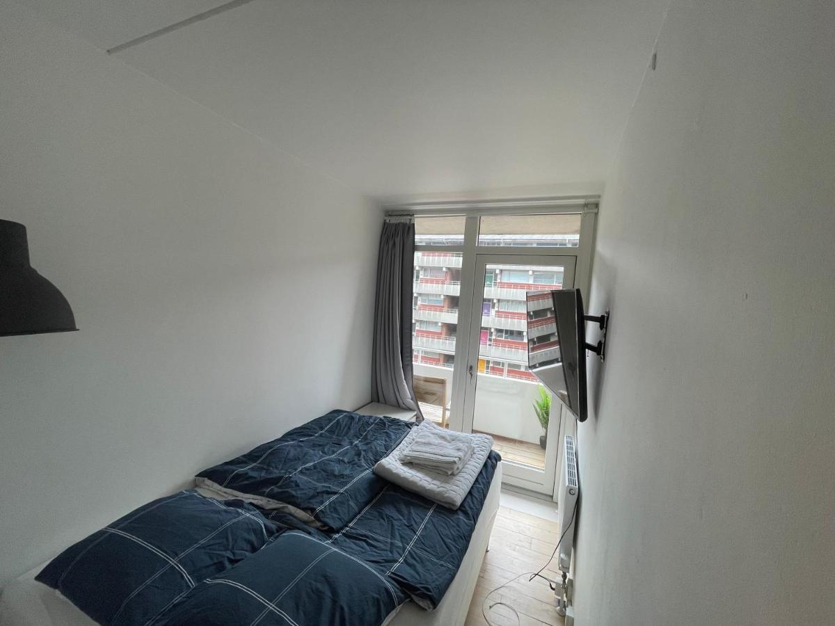 Central Copenhagen Apt With Balcony, Free Parking W Elevator Kültér fotó