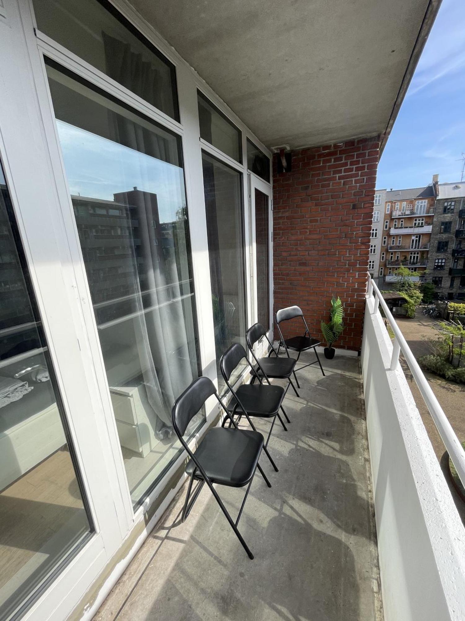 Central Copenhagen Apt With Balcony, Free Parking W Elevator Kültér fotó